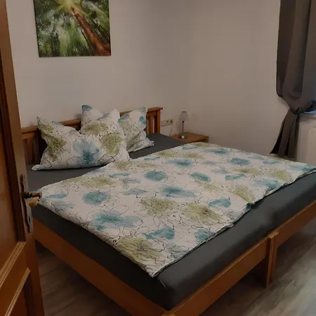 Am Arkadenhof Apartment Deutsch Haslau