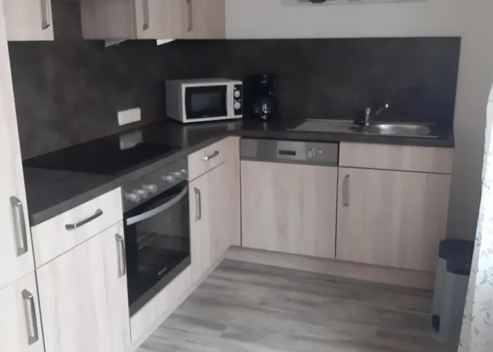 Am Arkadenhof * Deutsch Haslau